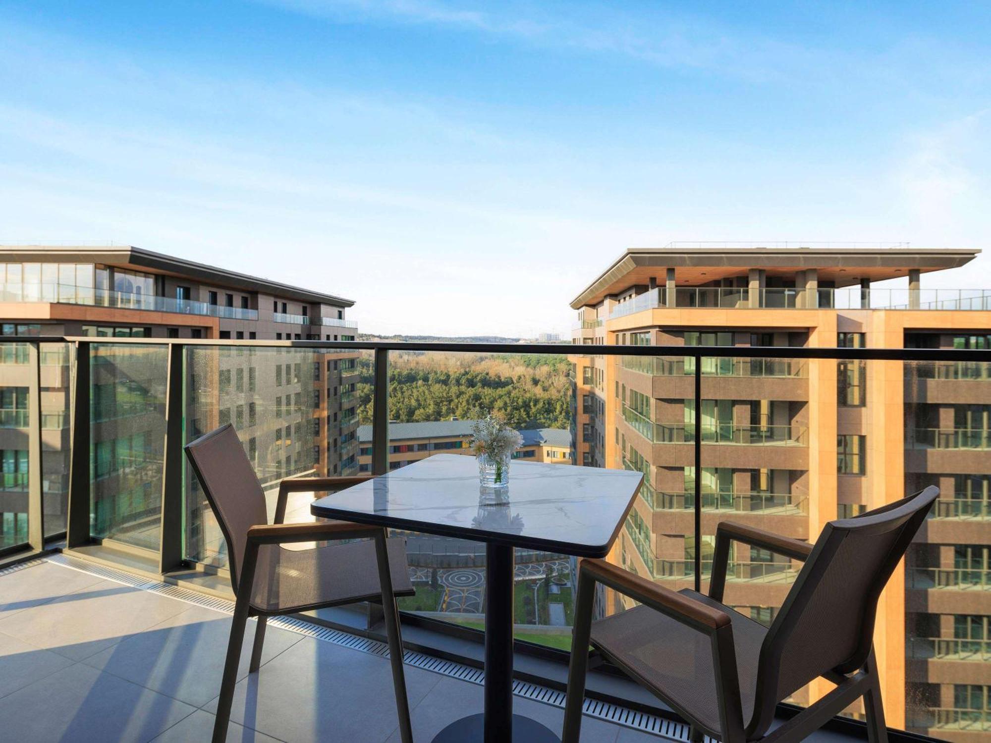 Movenpick Living Istanbul Camlivadi Hotel Exterior photo